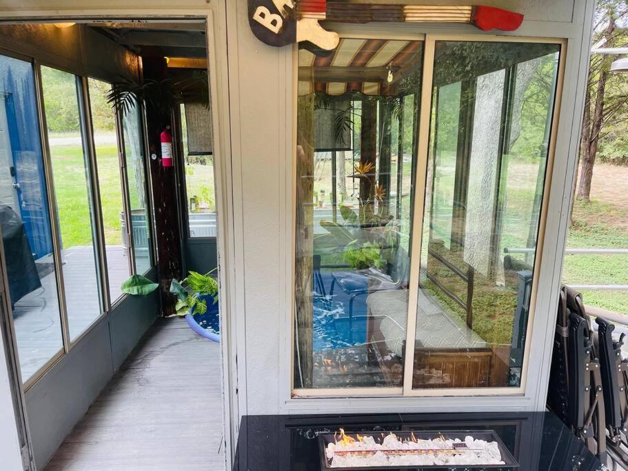 Bastrop Tiny Disc Golf Retreat别墅 外观 照片
