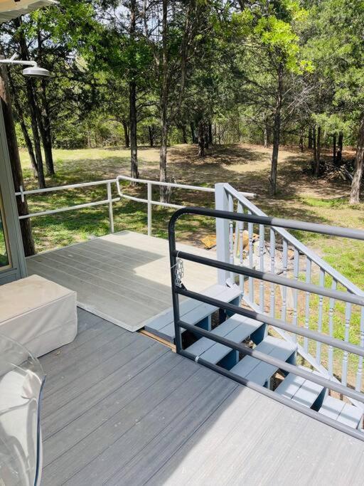 Bastrop Tiny Disc Golf Retreat别墅 外观 照片